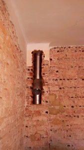 Vložkování komína Furanflex po