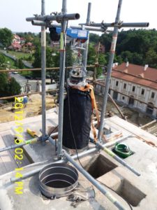 Vložkování komínů Furanflex zámek Koloděje