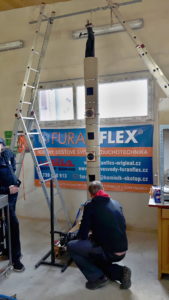 Ukázka z předváděcí akce - společné komíny Furanflex